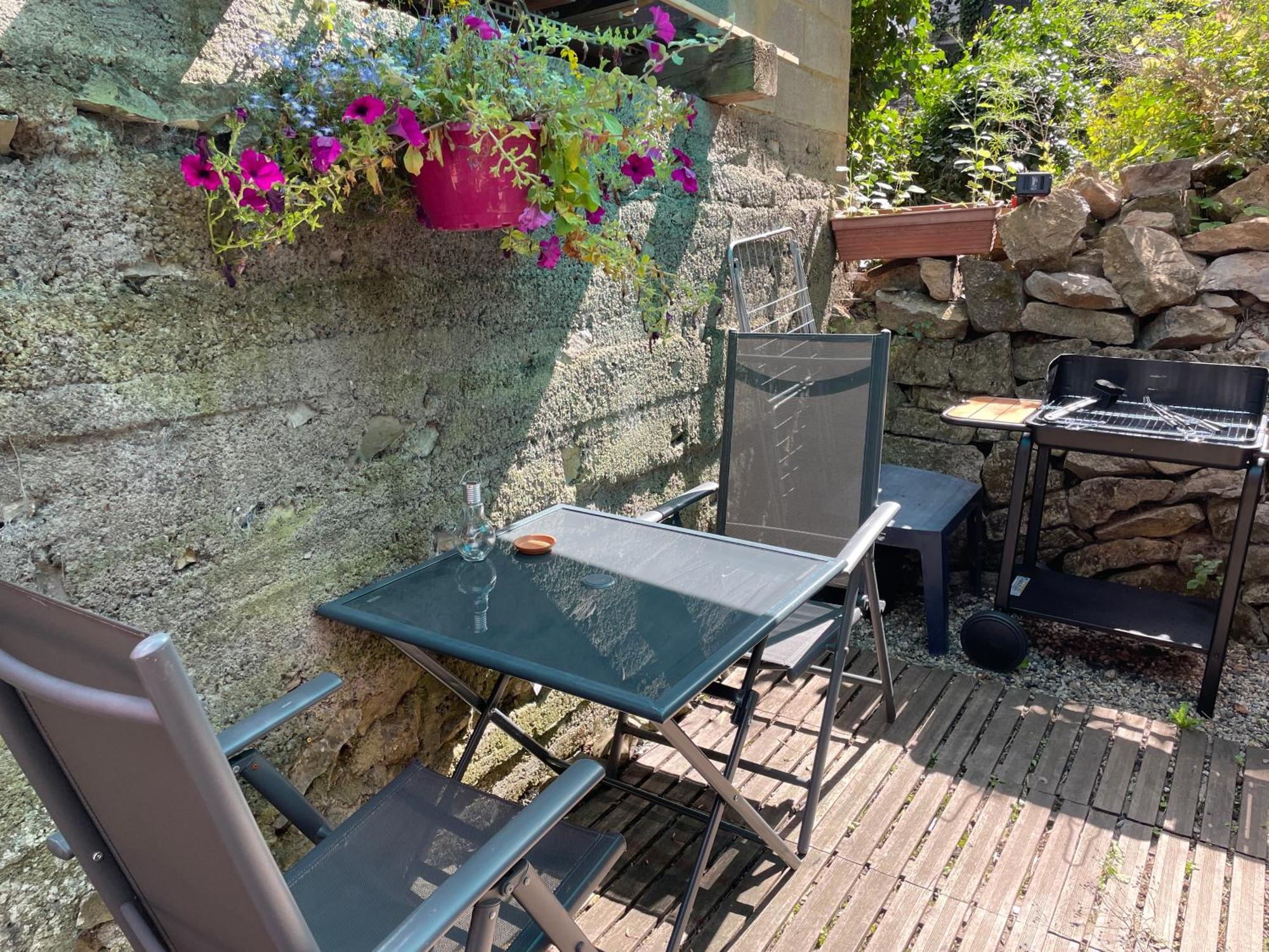 L'Arizona Dinant - Studio Montana - Barbecue, Free Parking, Dog Ok Zewnętrze zdjęcie